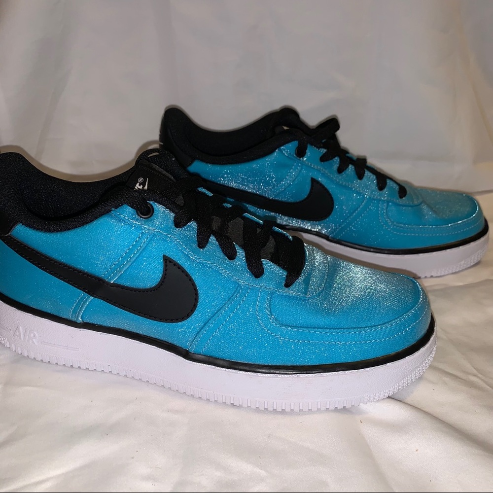 Make an offer New Nike Air Force 1 LV8 Shift GS Blue Gaze SHINY